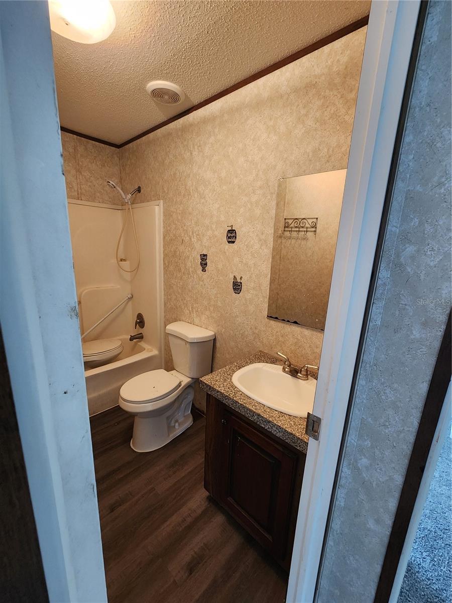 PARKWOOD ACRES - Residential