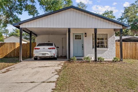 Photo of 112 W Stanley Street, Tampa, FL 33604 (MLS # TB8510542)