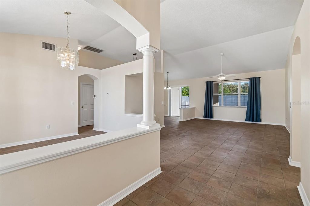 Photo of 4318 Brandon Ridge Drive, Valrico, FL 33594 (MLS # L4960178)