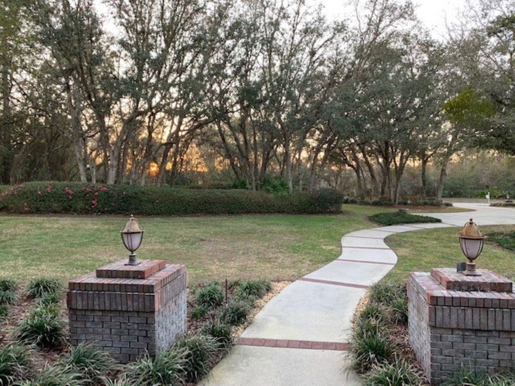 Photo of 3563 N Grayhawk Loop, Lecanto, FL 34461 (MLS # TB8441610)