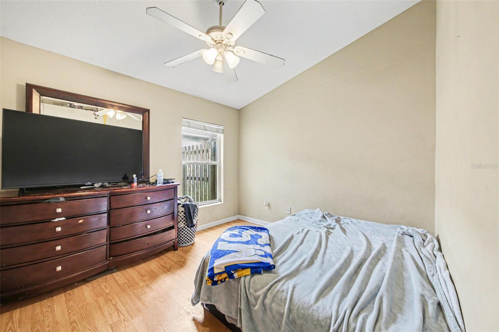 WINDING HOLLOW - Residential