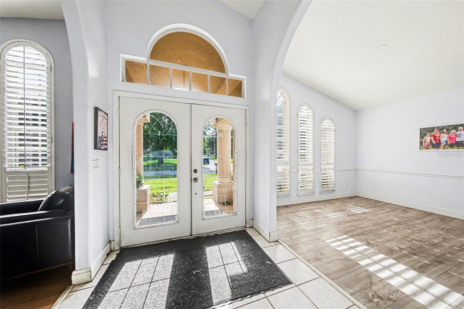 WINDING HOLLOW - Residential