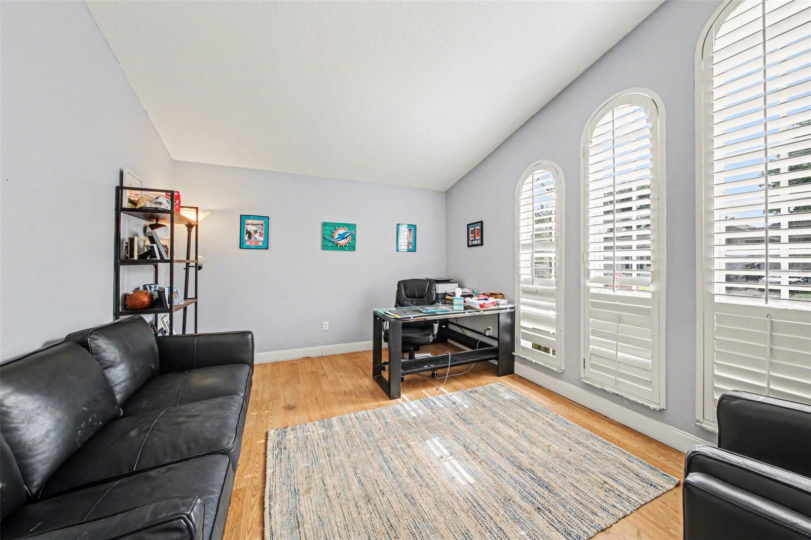 WINDING HOLLOW - Residential