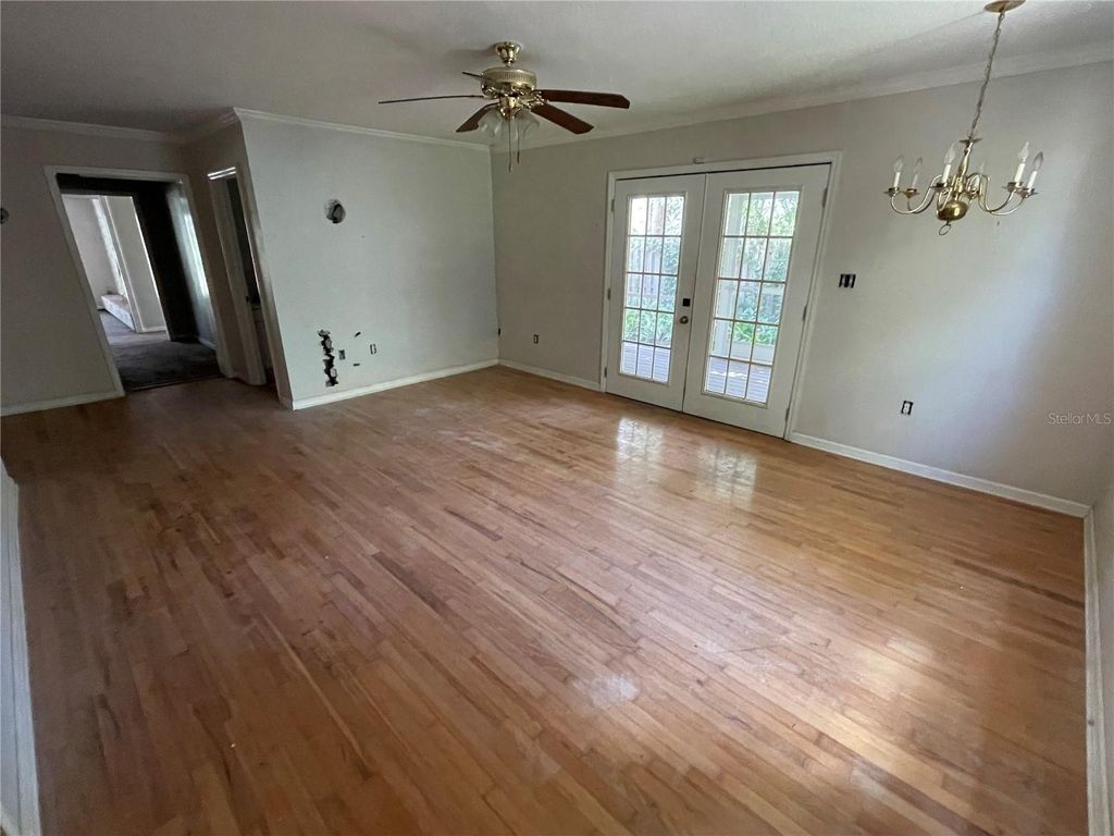 Photo of 3102 W Fountain Boulevard, Tampa, FL 33609 (MLS # TB8438591)