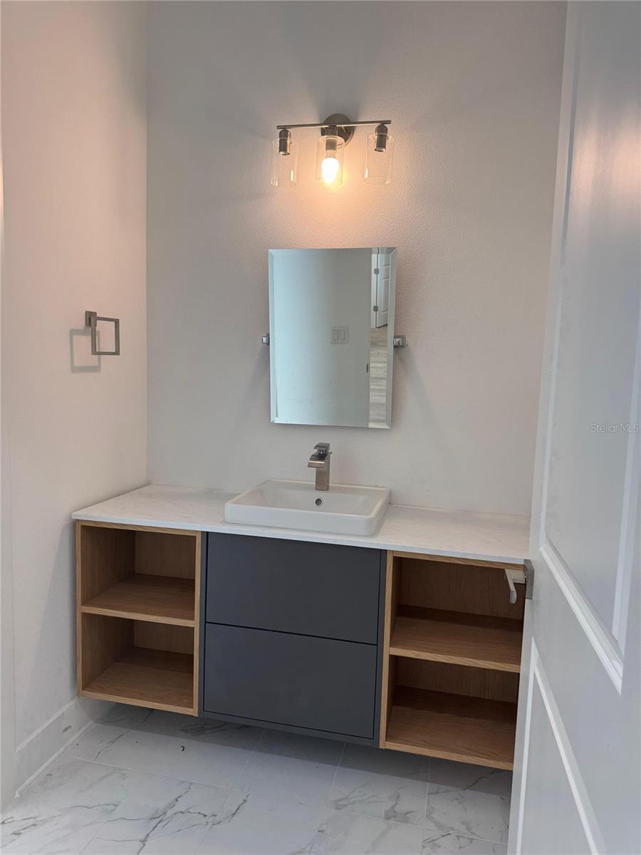 ROTONDA LAKES - Residential