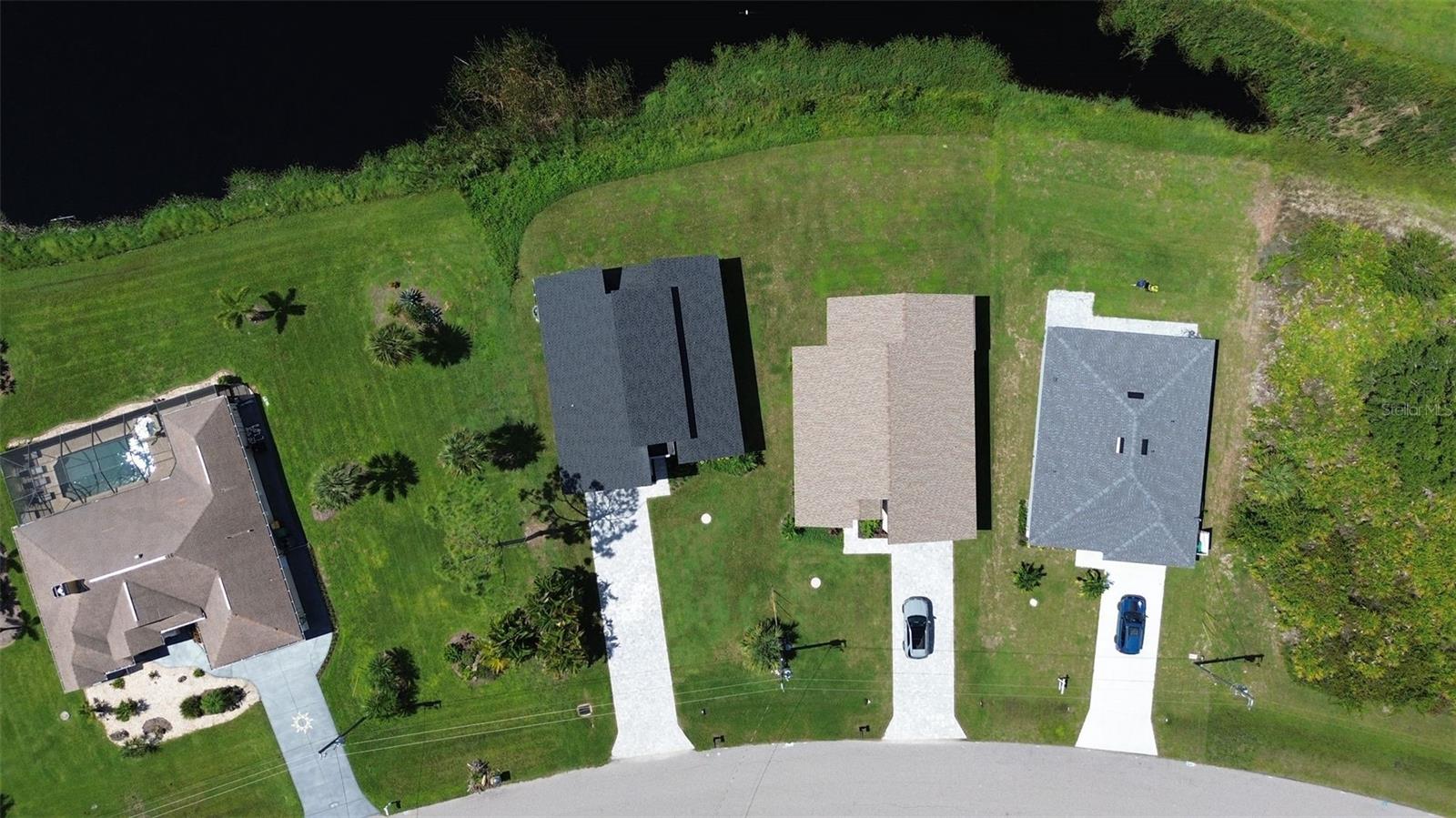 ROTONDA LAKES - Residential