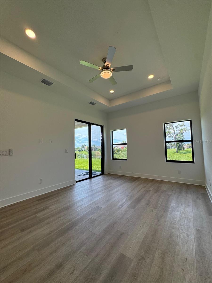ROTONDA LAKES - Residential