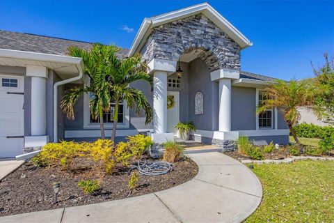 A home in PORT CHARLOTTE