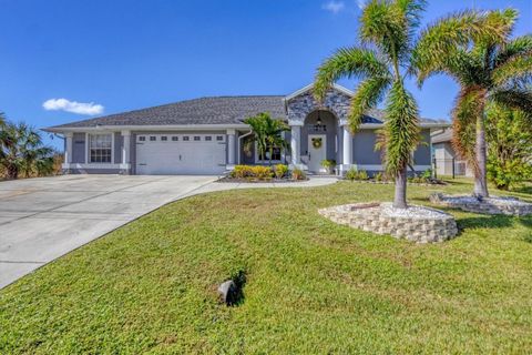 A home in PORT CHARLOTTE