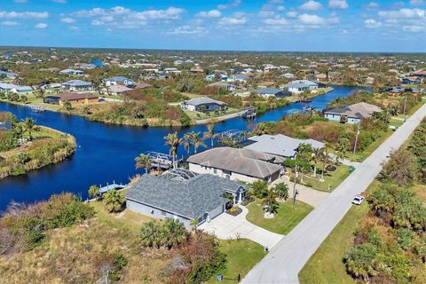 A home in PORT CHARLOTTE