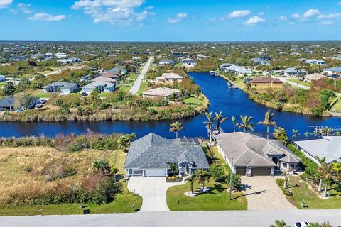 A home in PORT CHARLOTTE