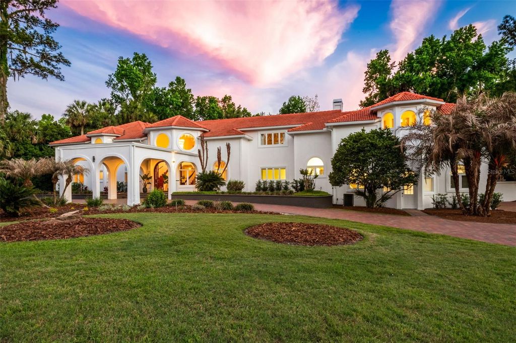 Photo of 2113 Silver Leaf Court, Longwood, FL 32779 (MLS # O6401270)