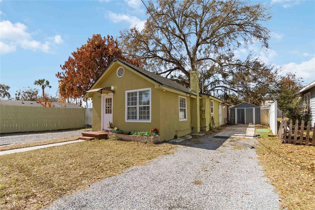 Photo of 710 Bay Street, Kissimmee, FL 34744 (MLS # O6385334)