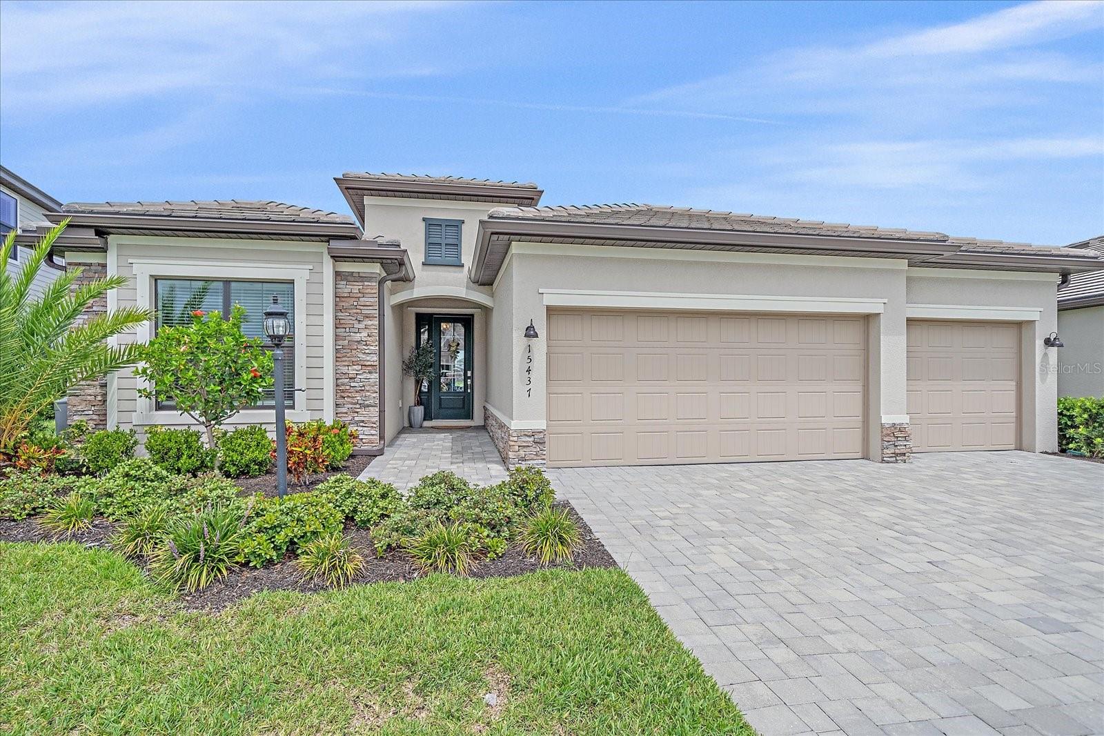 15437 WHITE LINEN DRIVE