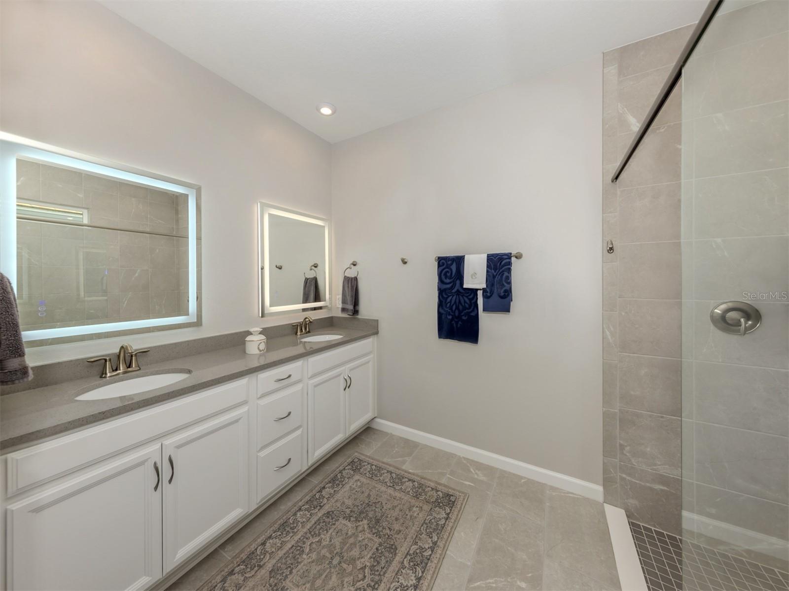 RENAISSANCE - Residential