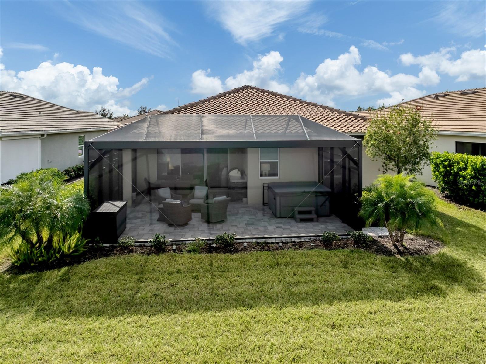 RENAISSANCE - Residential