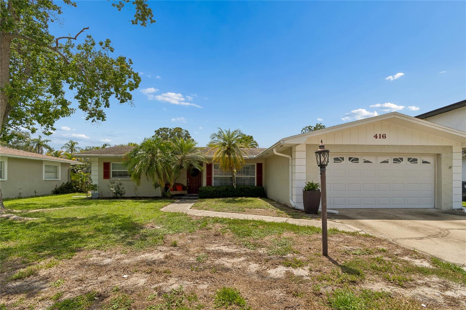 416 MAPLEWOOD DRIVE