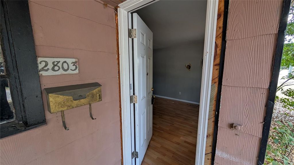 Photo of 2801 W Cleveland Street, Tampa, FL 33609 (MLS # TB8501615)