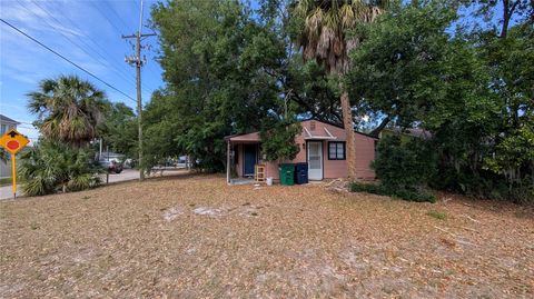 Photo of 2801 W Cleveland Street, Tampa, FL 33609 (MLS # TB8501615)