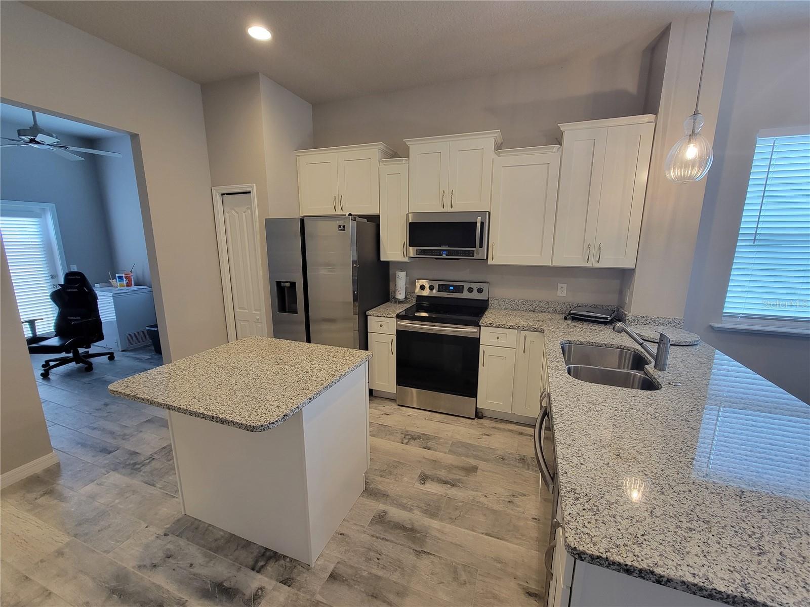 FINLEY WOODS PH 1C - Residential Lease