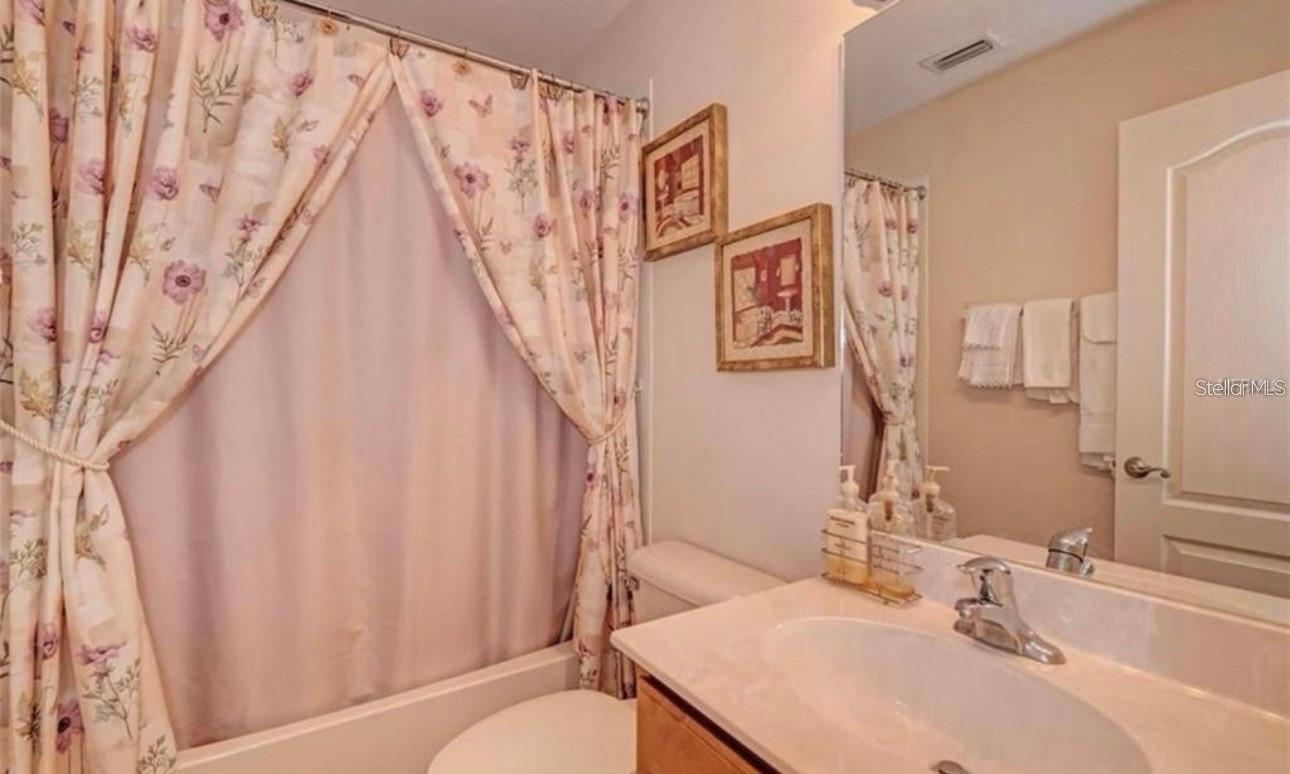 GREENBROOK VILLAGE SP GG UN2 - Residential Lease