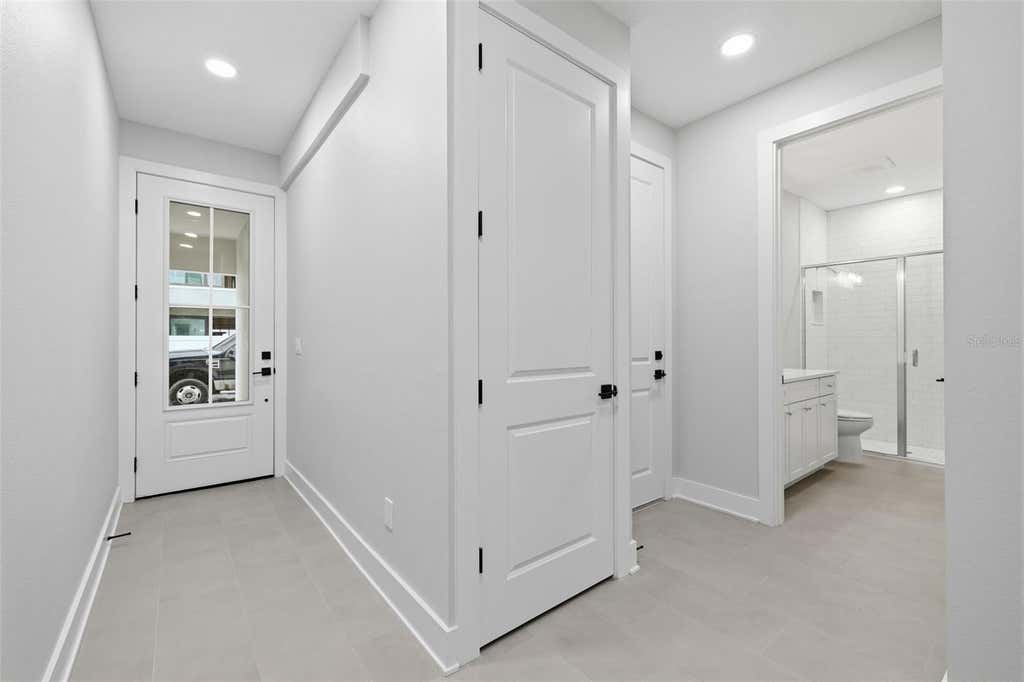 Photo of 4208 W Carmen Street #B, Tampa, FL 33609 (MLS # TB8539551)