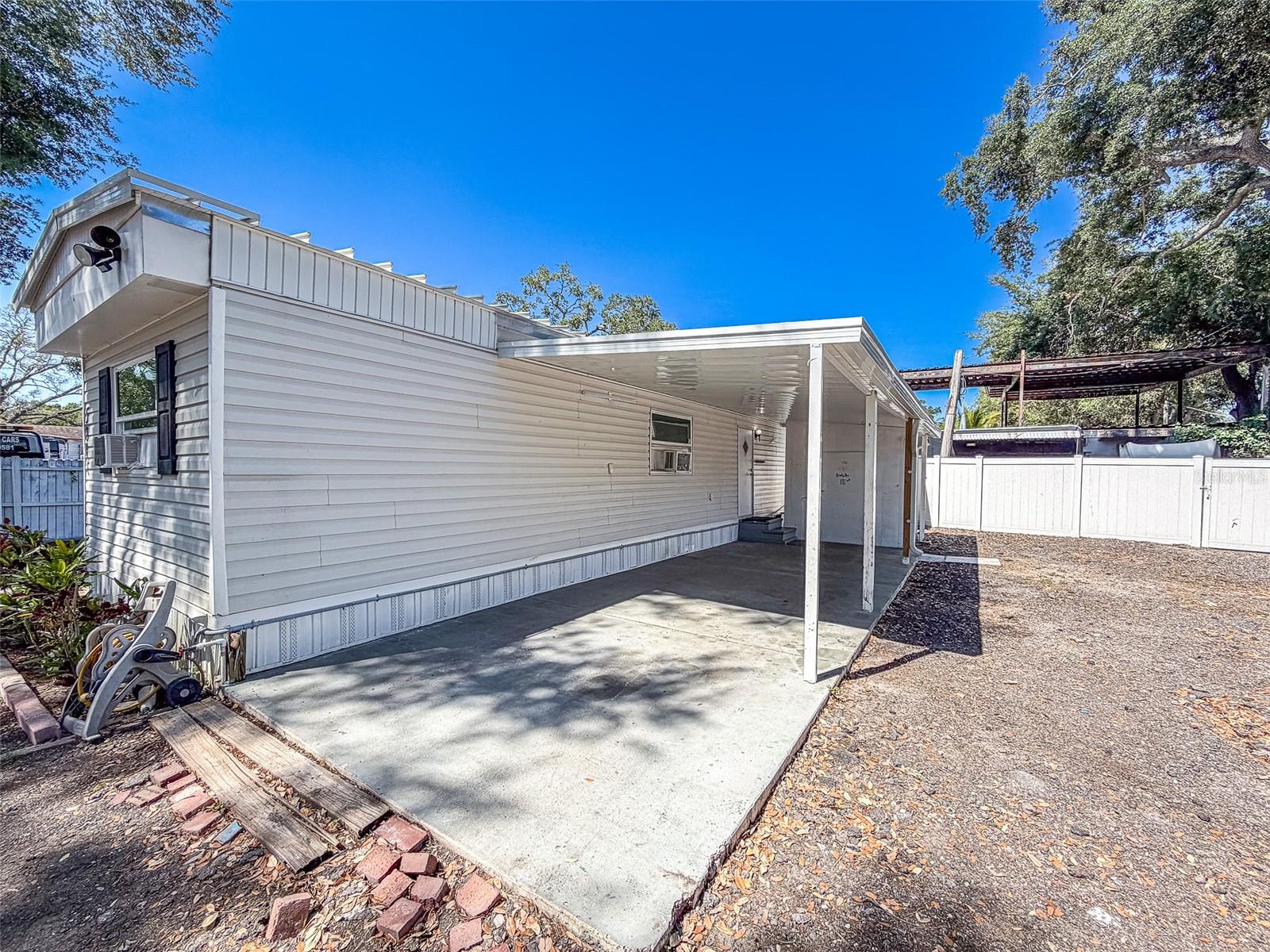 UNPLATTED - Residential