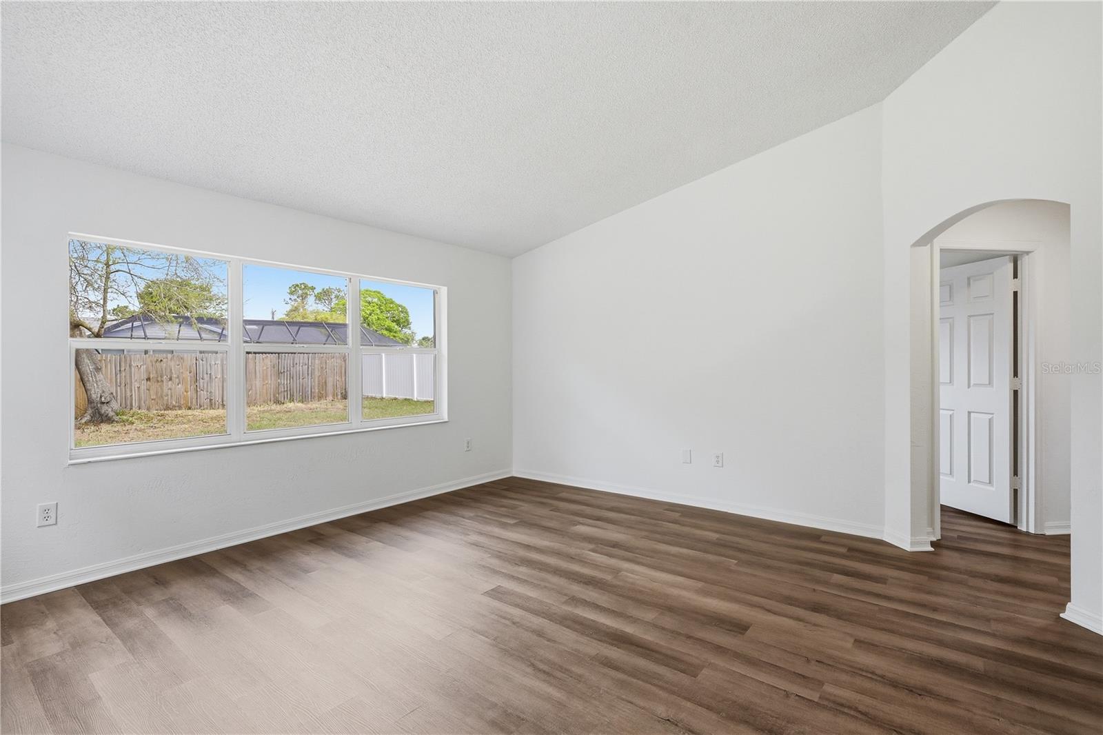 BELLE TERRE - Residential