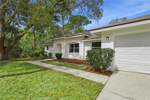 Photo of 10 Pebbleton Place, Palm Coast, FL 32164 (MLS # FC316882)