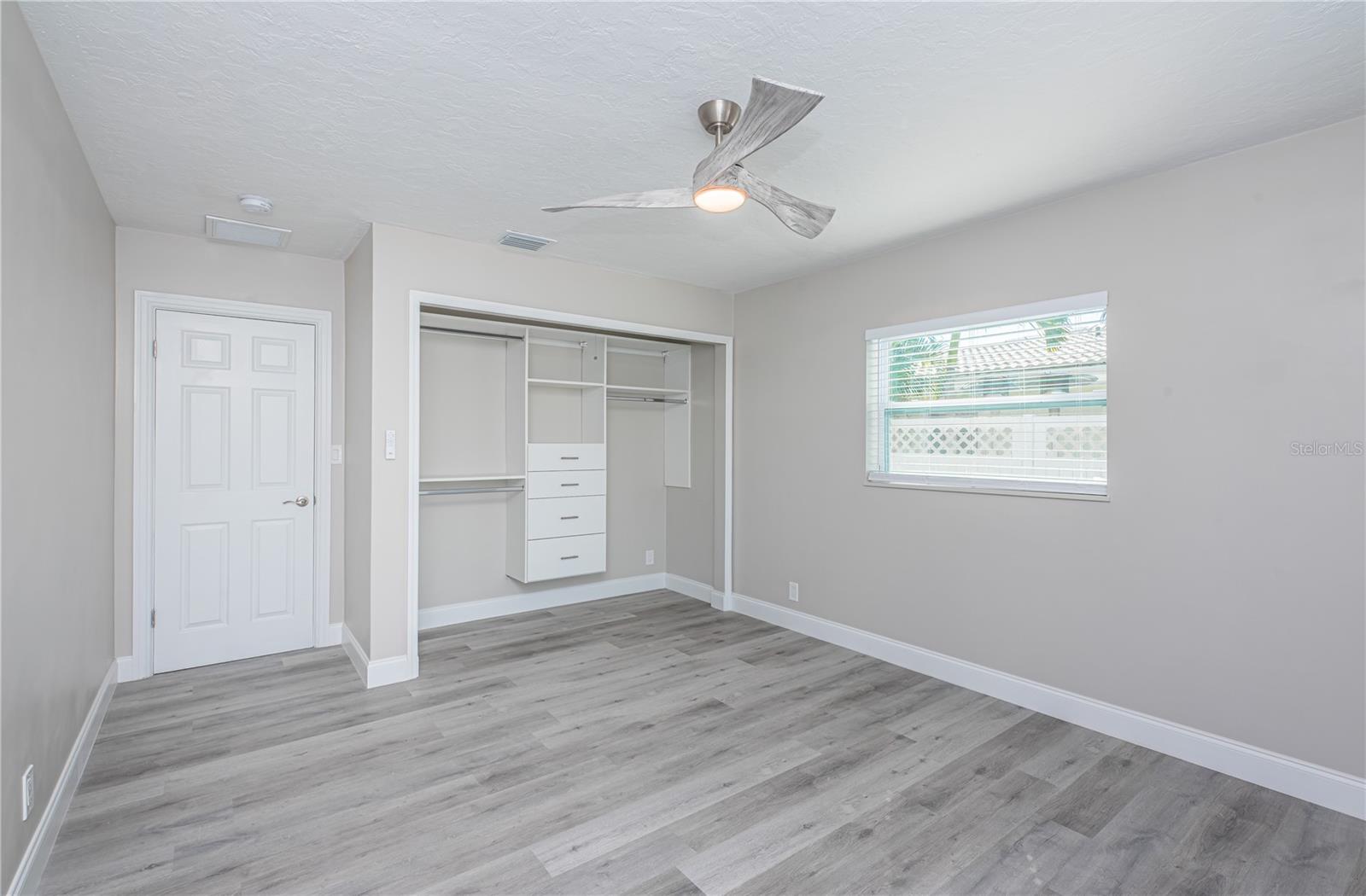 BELLEVUE ESTATES ISLAND 2ND ADD - Residential