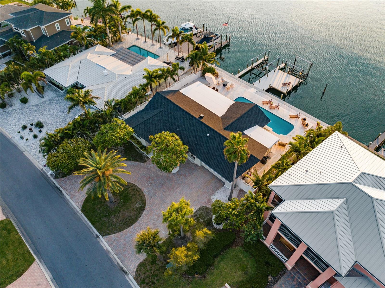 BELLEVUE ESTATES ISLAND 2ND ADD - Residential