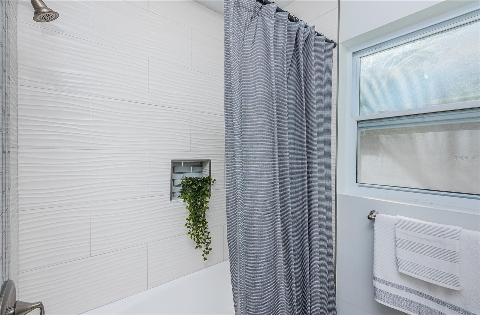 BELLEVUE ESTATES ISLAND 2ND ADD - Residential