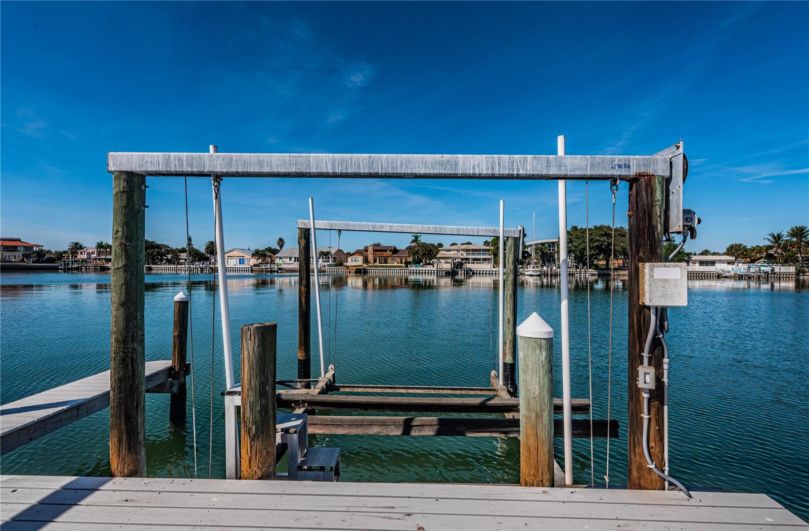 BELLEVUE ESTATES ISLAND 2ND ADD - Residential