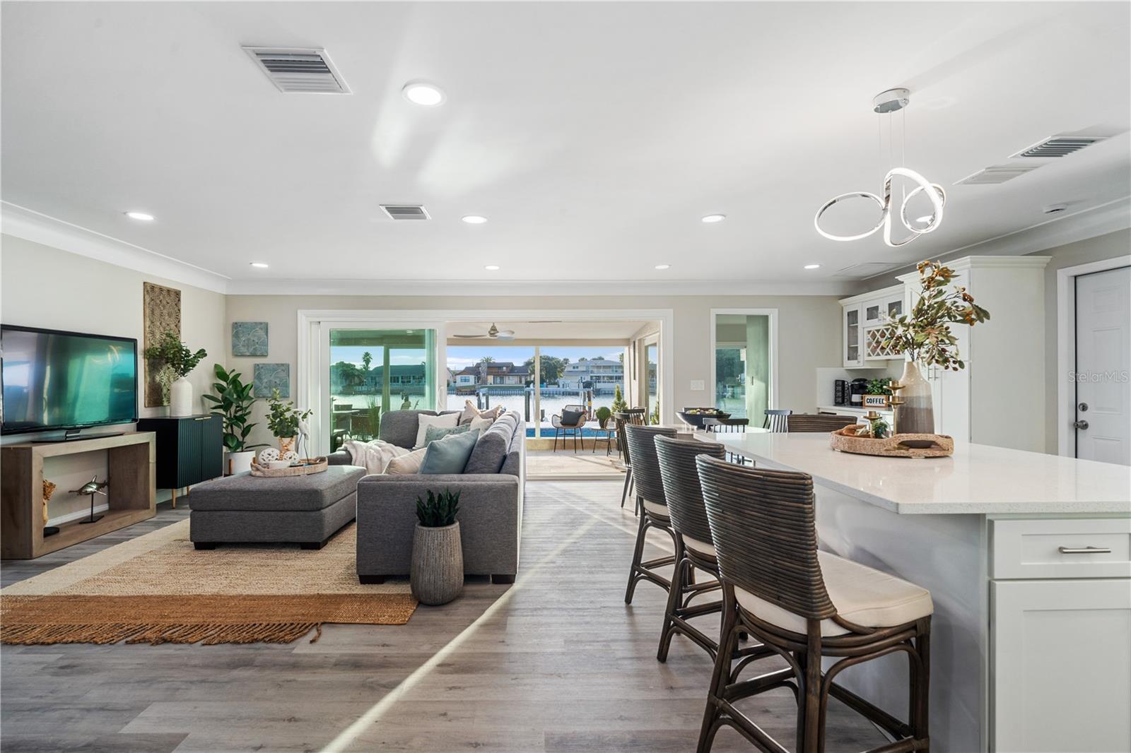 BELLEVUE ESTATES ISLAND 2ND ADD - Residential