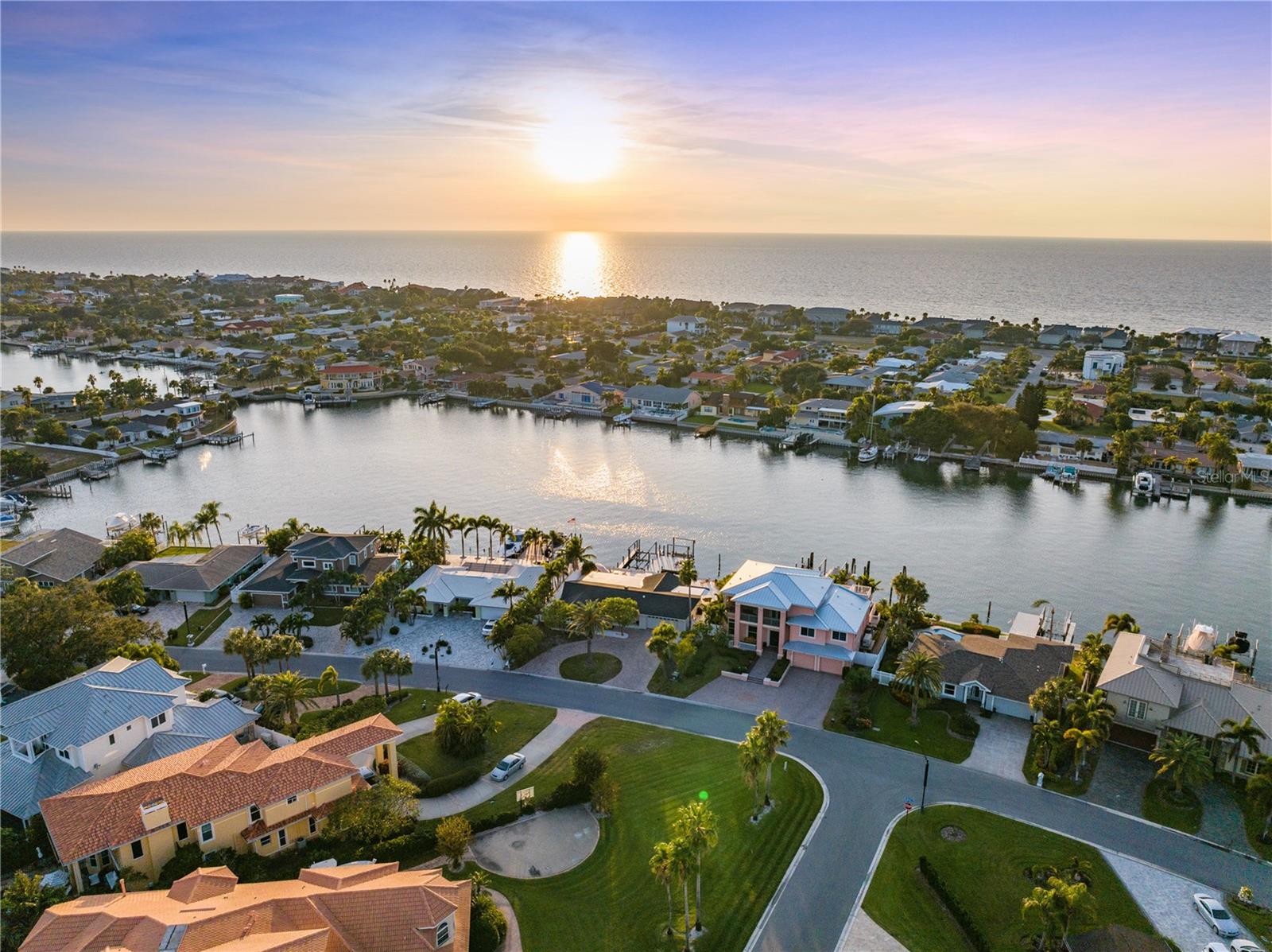 BELLEVUE ESTATES ISLAND 2ND ADD - Residential