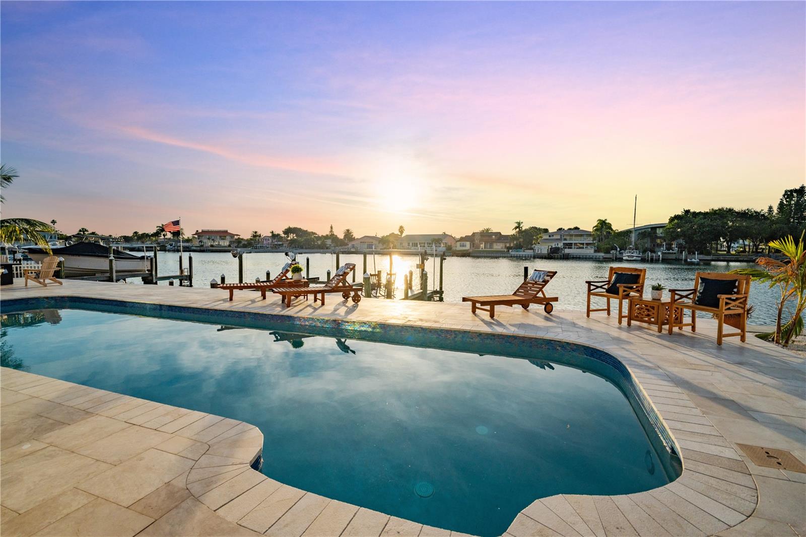 BELLEVUE ESTATES ISLAND 2ND ADD - Residential