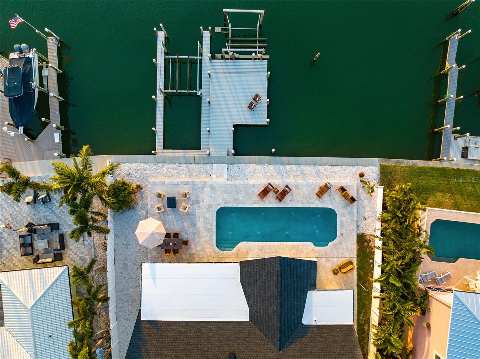 BELLEVUE ESTATES ISLAND 2ND ADD - Residential