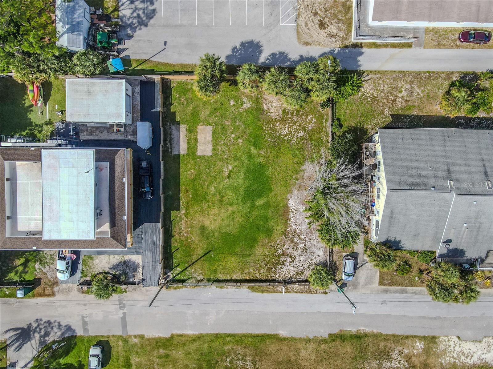 BAYOU GARDENS - Land