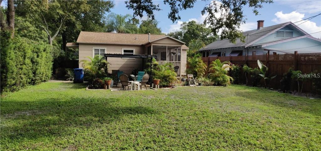 Photo of 2122 6th Avenue N, St Petersburg, FL 33713 (MLS # TB8473621)