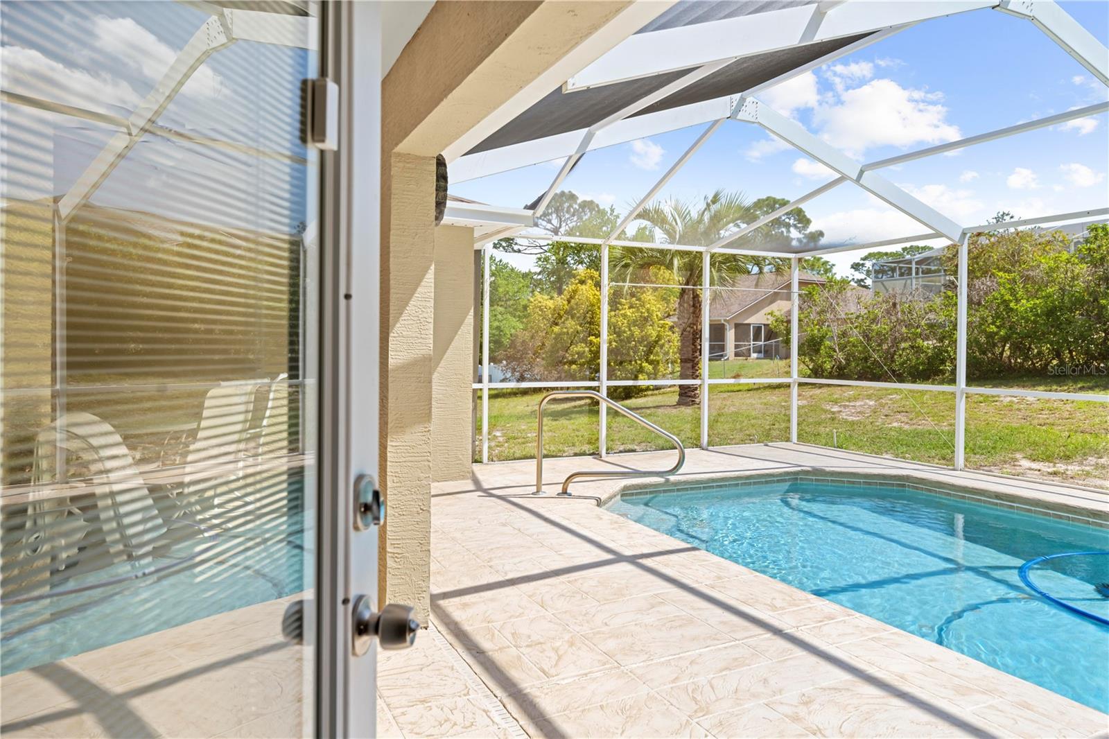 SPRING HILL UNIT 20 BLK 1334 LOT 5 - Residential