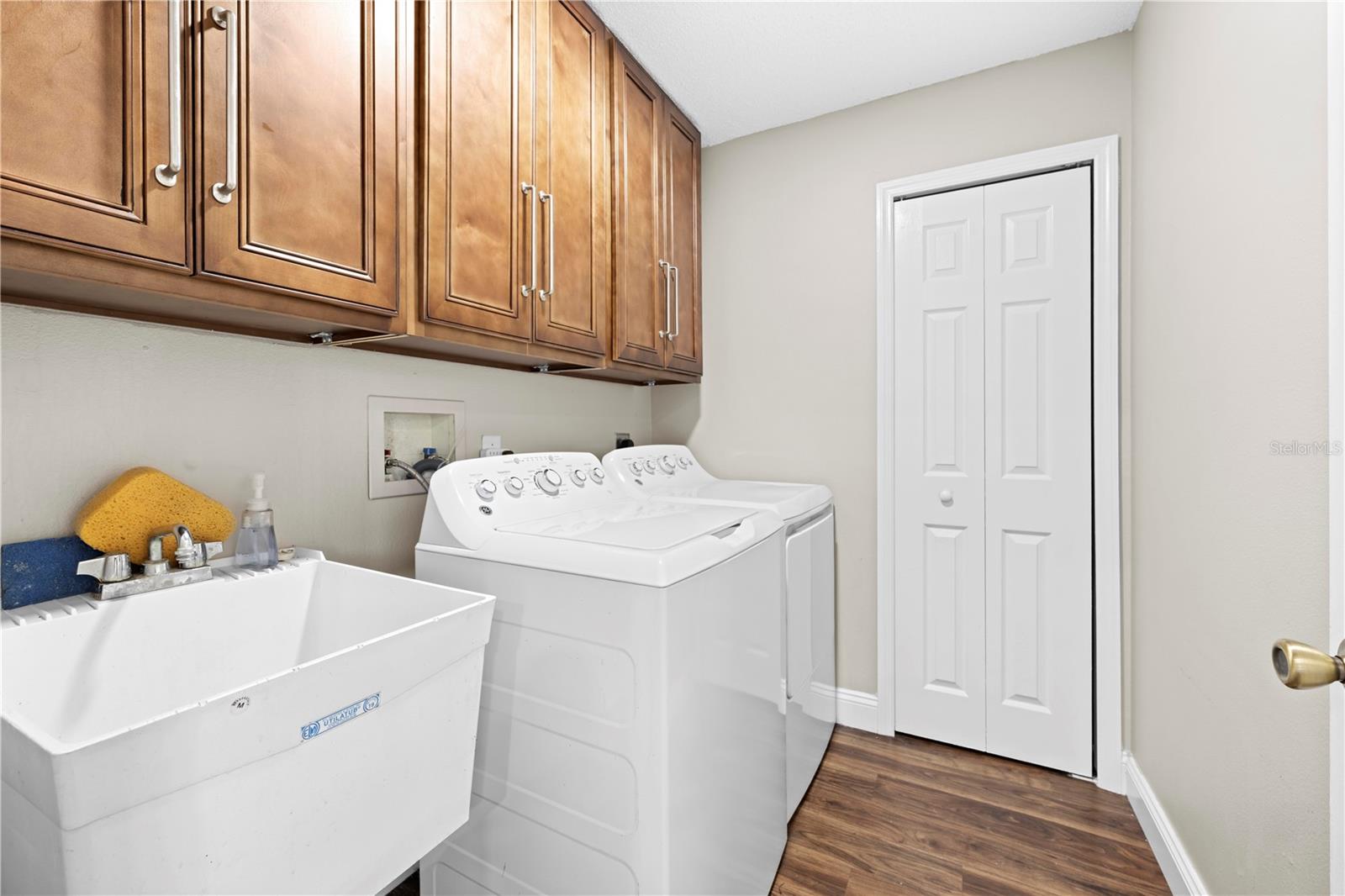 SPRING HILL UNIT 20 BLK 1334 LOT 5 - Residential