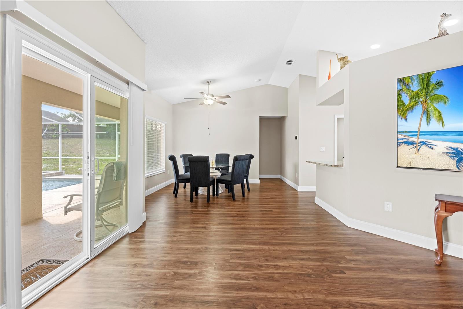 SPRING HILL UNIT 20 BLK 1334 LOT 5 - Residential