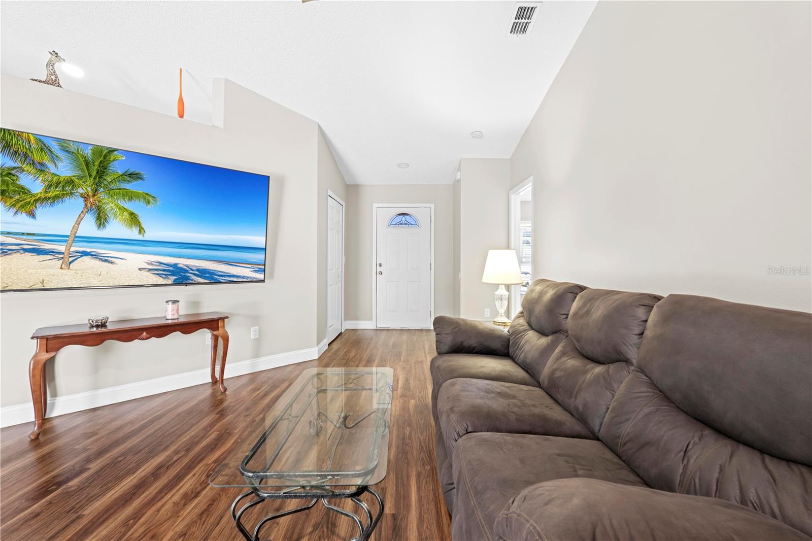 SPRING HILL UNIT 20 BLK 1334 LOT 5 - Residential