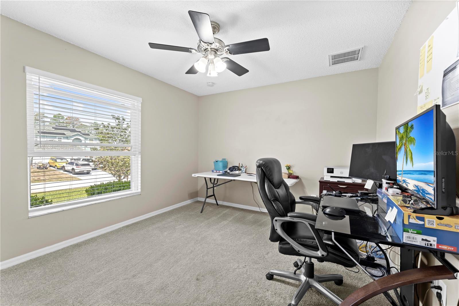 SPRING HILL UNIT 20 BLK 1334 LOT 5 - Residential