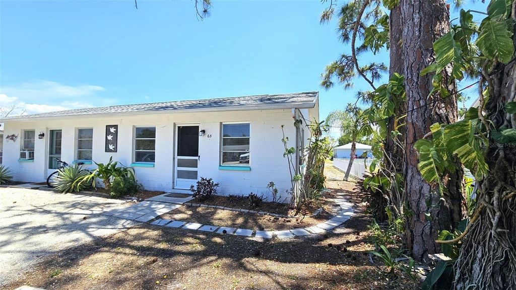 Photo of 65 N Maple Street, Englewood, FL 34223 (MLS # S5147585)