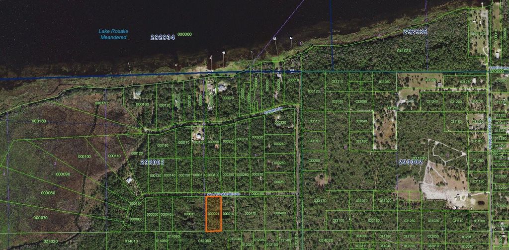 Photo of 2 South Shore Drive, Lake Wales, FL 33898 (MLS # P4936256)