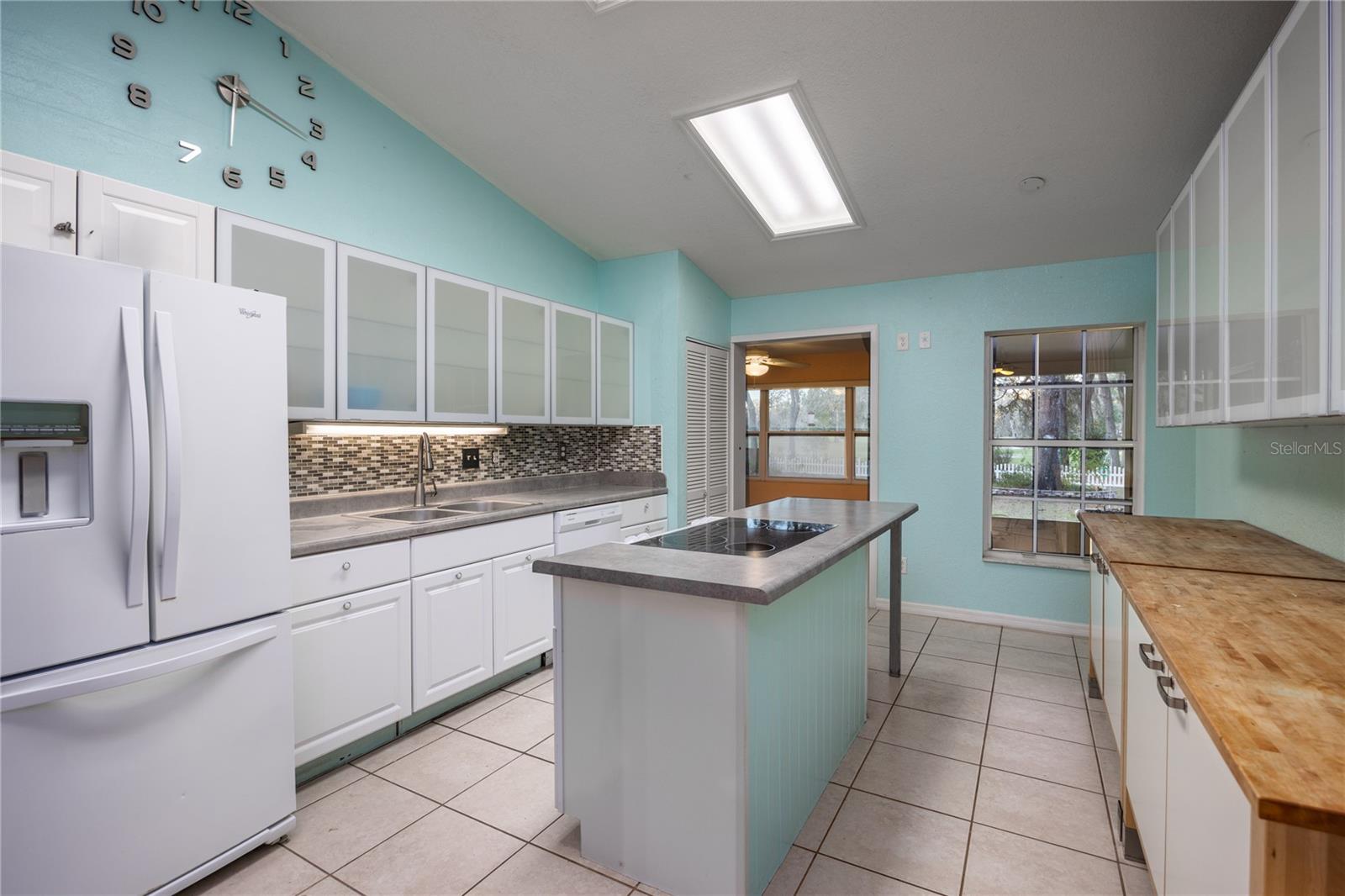 CHIEFLAND COUNTRY ESTATES - Residential