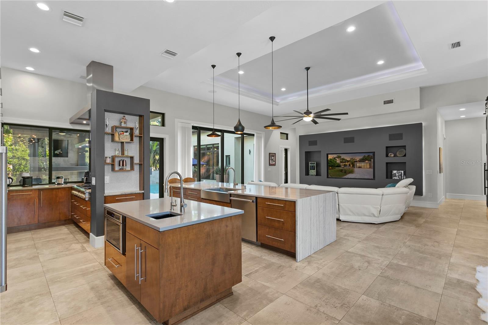 SNELL ISLE BRIGHTWATERS - Residential