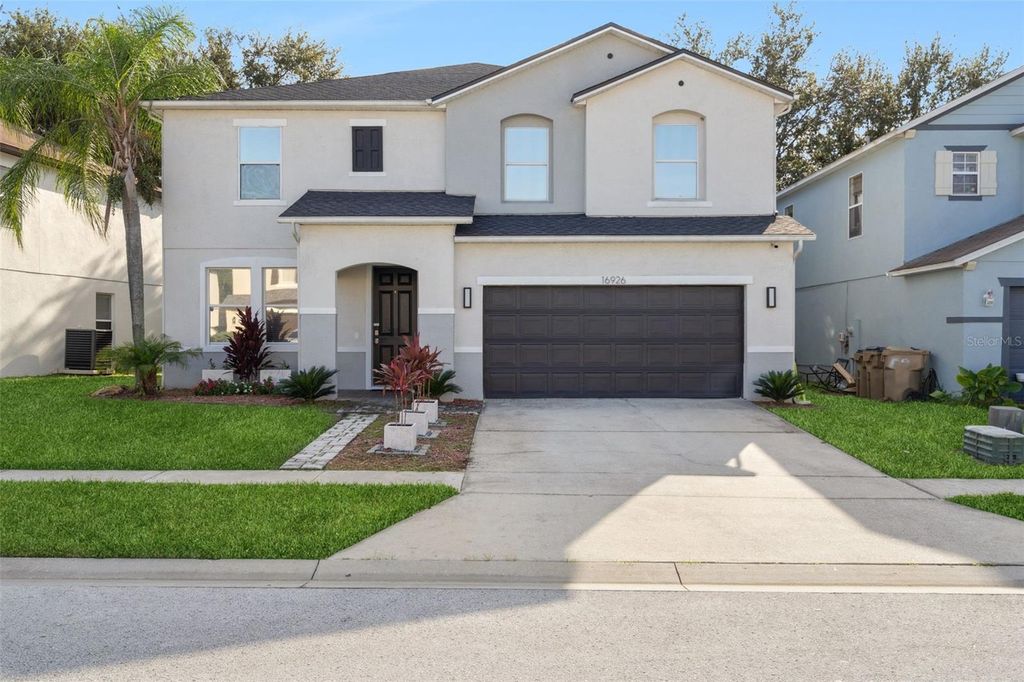 Photo of 16926 Sunrise Vista Drive, Clermont, FL 34714 (MLS # G5103402)