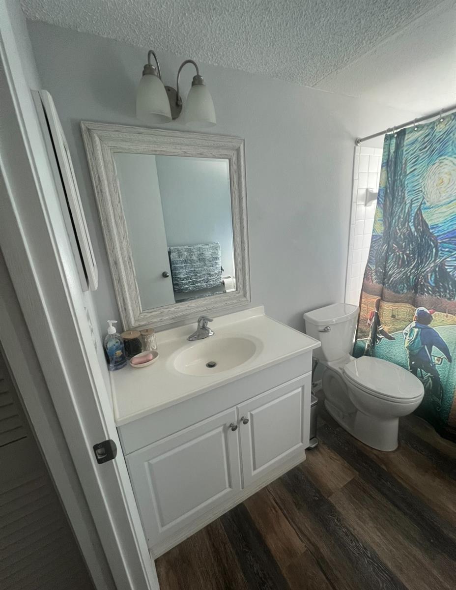 UNIT H-1 PINEWOOD VILLAGE VILLAGE SECTION 7 - Residential